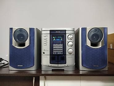 Продаю недорого AIWA музыкальный центр есть AUX есть и другие муз