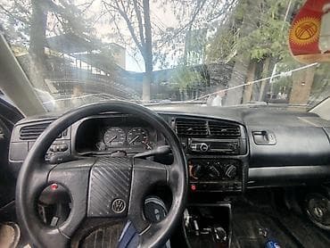 корзина гольф 3: Volkswagen Golf: 1993 г., 1.6 л, Механика, Бензин, Хэтчбэк — 2