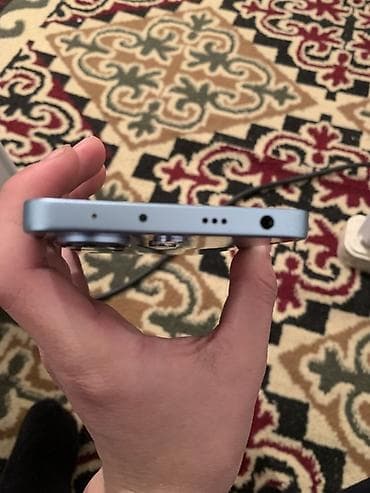 redmi 13a: Redmi, Redmi Note 13, Б/у, 256 ГБ, цвет - Голубой, 2 SIM — 1