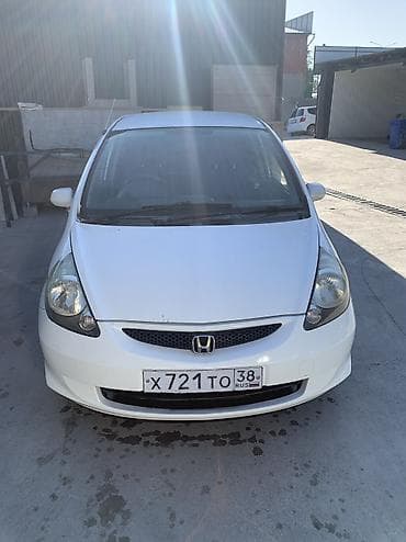 Honda Fit: 2003 г., Вариатор, Бензин — 3