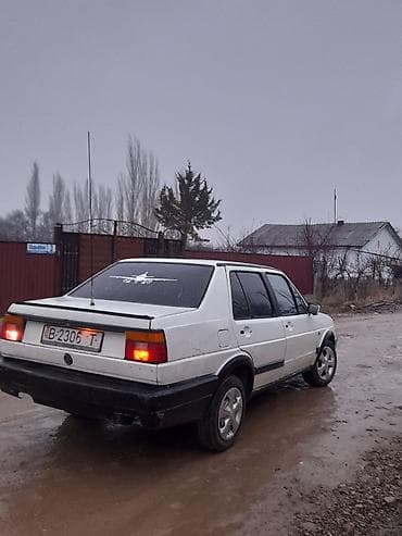 Volkswagen: Volkswagen Jetta: 1986 г., 1.3 л, Седан — 1