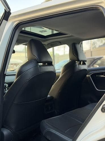 vin code: Toyota Wildlander: 2021 г., 2.5 л, Вариатор, Гибрид, Кроссовер — 7