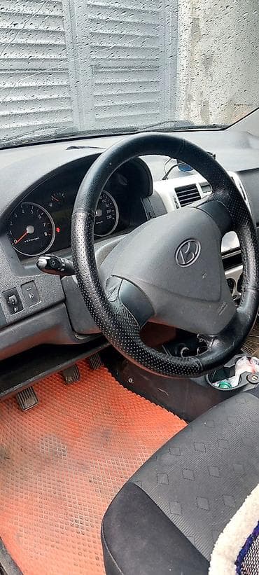 w210 e280: Hyundai Getz: 2005 г., 1.4 л, Механика, Хэтчбэк — 1