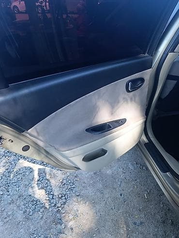 Транспорт: Nissan Primera: 2003 г., 1.8 л, Кол менен иштөөчү, Бензин, Универсал — 10