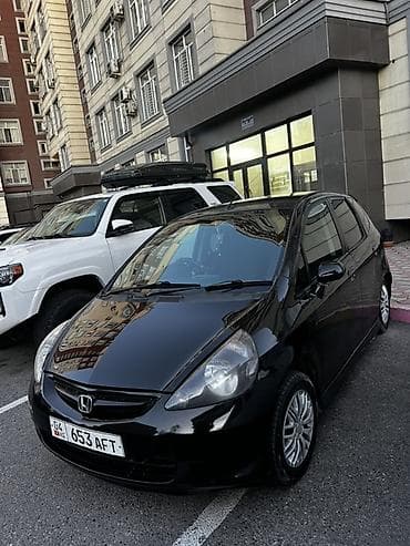 Honda Fit: 2003 г., 1.3 л, Автомат, Бензин, Хэтчбэк — 3