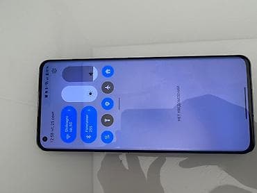 nex 3: OnePlus 11, Б/у, 256 ГБ, цвет - Зеленый, 2 SIM — 3