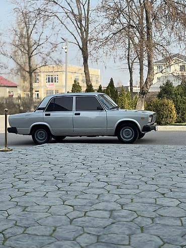 6 дырые: ВАЗ (ЛАДА) 2107: 2010 г., 1.6 л, Механика, Бензин, Седан — 4