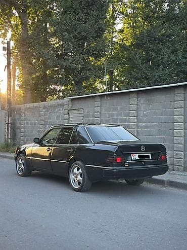 Продажа авто: Mercedes-Benz W124: 1990 г., 2.3 л, Автомат, Бензин, Седан — 2
