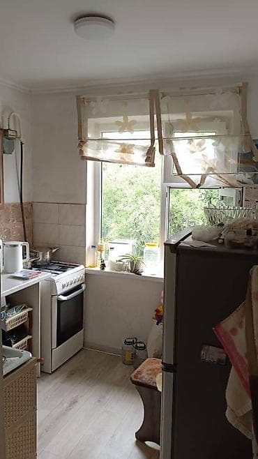 104: 2 комнаты, 45 м², 7 мкр 104 серия, 4 этаж, Старый ремонт — 4