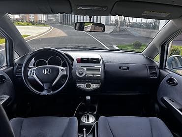 Honda: Honda Fit: 2007 г., 1.5 л, Автомат, Бензин, Хэтчбэк — 9