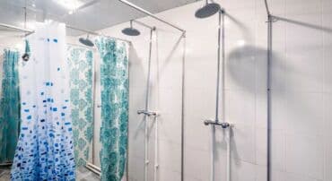 найти работу с проживанием: Вакансии на складах (вахтовый метод) Открыты позиции: - Комплектовщик — 5