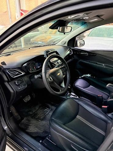 byd 6470sbev: Chevrolet Spark: 2021 г., 1 л, Автомат, Бензин, Хэтчбэк — 3