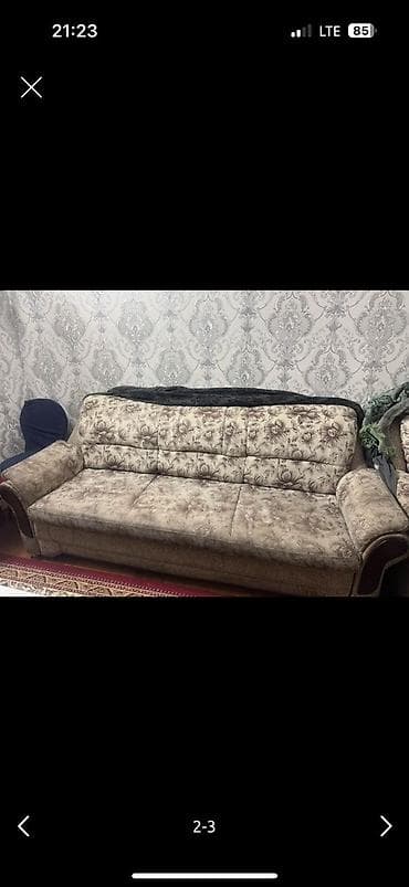 Мебельные гарнитуры: Мягкий гарнитур: диван + два кресла - Классический дизайн с фигурными — 2