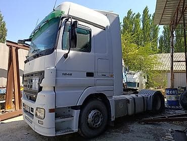 erec m8: Тягач, Mercedes-Benz, Без прицепа — 2