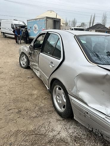 вмw 7: Mercedes-Benz E-Class: 2001 г., 3.2 л, Автомат, Бензин, Седан — 5