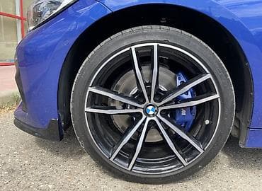 5: Комплект оригинальных колес BMW M-стиля - Диаметр: 19" - Дизайн — 1