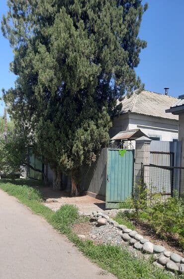 продаю дом аламединский рынок: Дом, 65 м², 4 комнаты, Риэлтор, Старый ремонт — 1