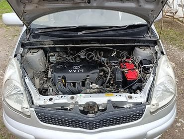 ниже: Toyota Funcargo: 2003 г., 1.5 л, Автомат, Бензин, Фургон — 7