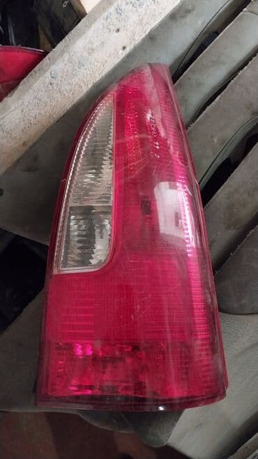 подкрылки лексус: Задний правый стоп-сигнал Mazda 2000 г., Б/у, Оригинал — 1