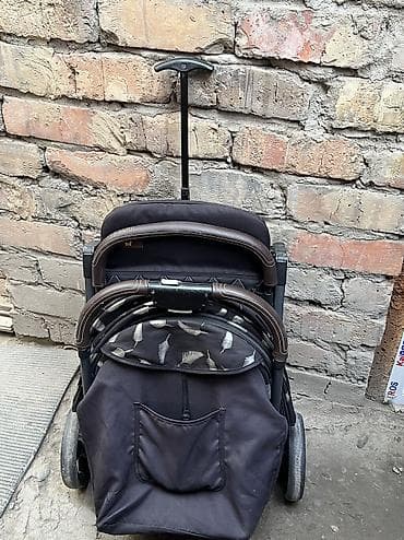 chicco коляски бишкек: Балдар арабасы, Башка бренд, түсү - Кара, Колдонулган — 3