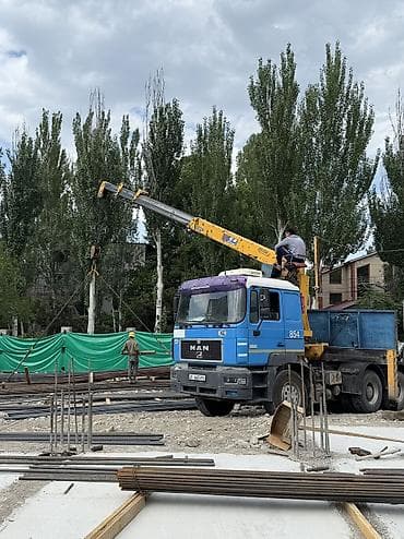 траверсы: Стрела 14 м, 12000 т, Борт 25000 кг — 2