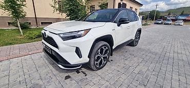 Toyota RAV4 EV: 2022 г., 2.5 л, Автомат, Гибрид, Кроссовер