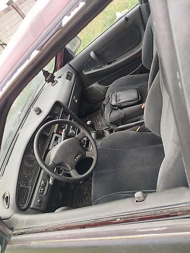 Nissan Maxima: 1989 г., 3 л, Механика — 5