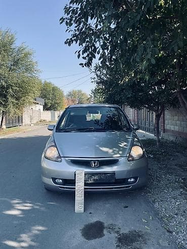 fit машина: Honda Fit: 2002 г., Автомат, Бензин, Хэтчбэк — 6