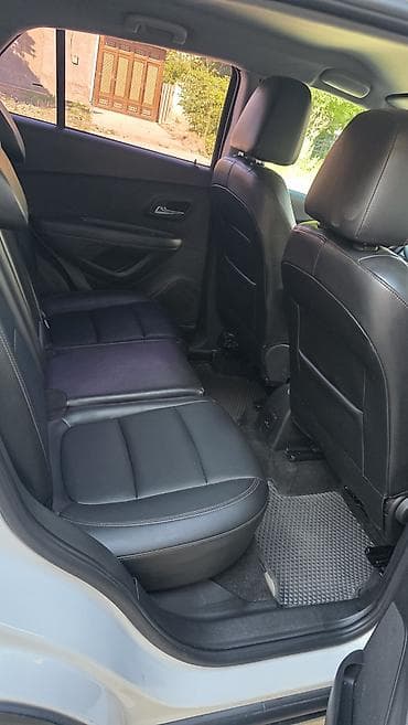 маш: Chevrolet Trax: 2017 г., 1.4 л, Автомат, Бензин, Кроссовер — 10