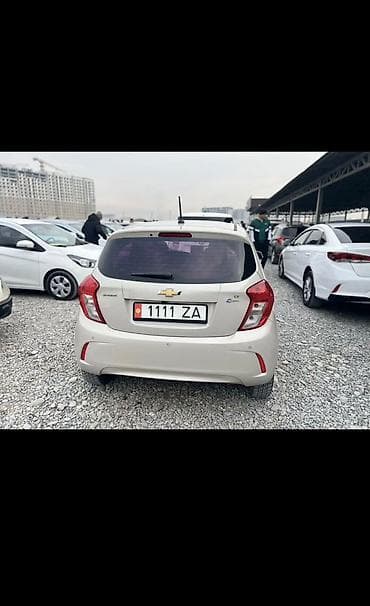 55 camry: Chevrolet Spark: 2016 г., 1 л, Автомат, Бензин, Хэтчбэк — 1