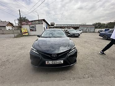 Toyota Camry: 2019 г., 2.5 л, Автомат, Бензин, Седан at lalafo.kg Toyota Camry: 2019 г., 2.5 л, Автомат, Бензин, Седан