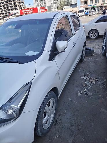 Chevrolet Spark: 2018 г., Автомат, Бензин, Хэтчбэк