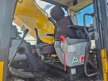 акумулятор 120: Экскаватор, Komatsu, Гусеничный — 2