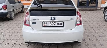 Унаа: Toyota Prius: 2013 г., 1.8 л, Автомат, Гибрид, Хетчбек — 3