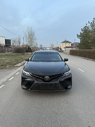 step wgn: Toyota Camry: 2018 г., 2.5 л, Автомат, Бензин, Седан — 2