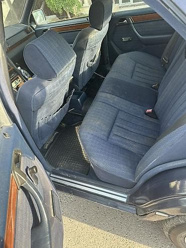 w12: Mercedes-Benz W124: 1991 г., 2.3 л, Механика, Бензин, Седан — 5