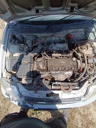 Унаа: Honda Civic седан (6-е поколение, ориентировочно 1996–2000) на разбор — 2
