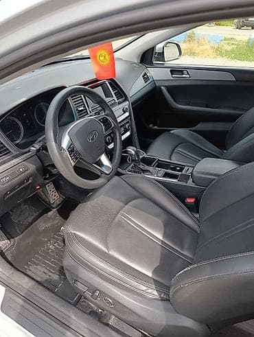 Hyundai Sonata: 2018 г., 2 л, Автомат, Газ, Седан — 8
