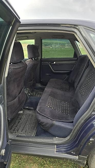 Унаа: Audi 100: 1993 г., 2 л, Кол менен иштөөчү, Бензин, Седан — 7