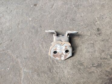 запчасти на тойота сурф в бишкеке: Toyota Surf 130 петля дверная, Тойота Сюрф 130 дверная петля Передняя — 1