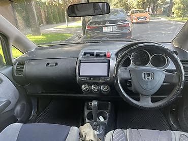 14: Honda Fit: 2002 г., 1.3 л, Автомат, Бензин, Хэтчбэк — 8