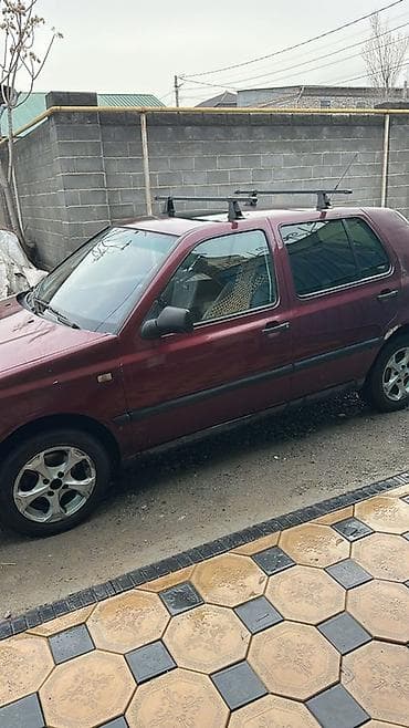 колф 3: Volkswagen Golf: 1995 г., Автомат, Бензин, Хэтчбэк — 3
