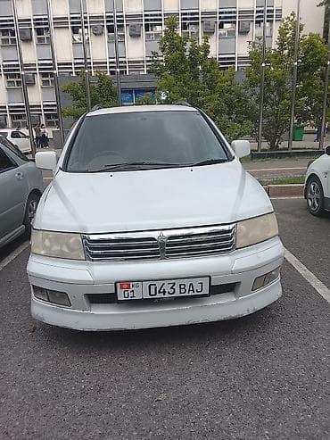 Mitsubishi Chariot: 1998 г., 2.4 л, Автомат, Бензин, Минивэн — 1