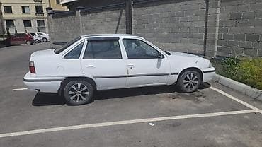 2 8: Daewoo Nexia: 1996 г., 1.5 л, Механика, Бензин, Седан — 4