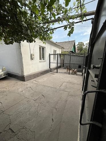 Продажа домов: 🏡 **Продаётся дом в г. Бишкек (Нижняя Ала-Арча)** 🛏️ 3 комнаты 📐 — 5