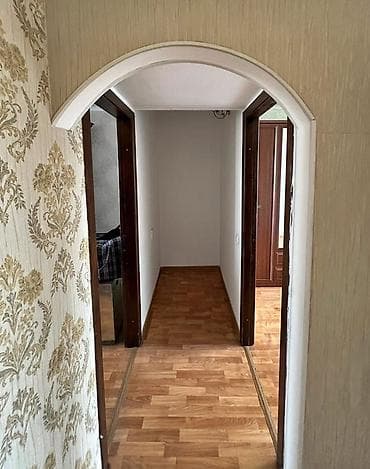 аталье: 3 комнаты, 57 м², 104 серия, 5 этаж, Косметический ремонт — 6