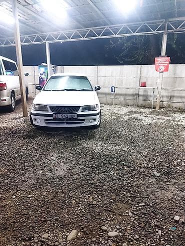 двигатель ford focus 1: Легковой автомобиль седан, белый цвет, передний привод. Кузов с — 1