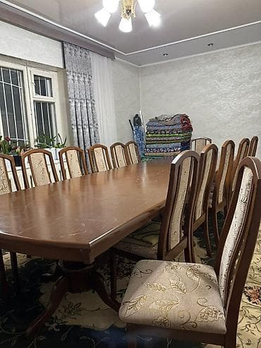 small table: Большой обеденный комплект для гостиной/столовой: - Стол овальной — 6