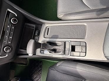 byd e5: Kia K5: 2021 г., Автомат, Седан — 10