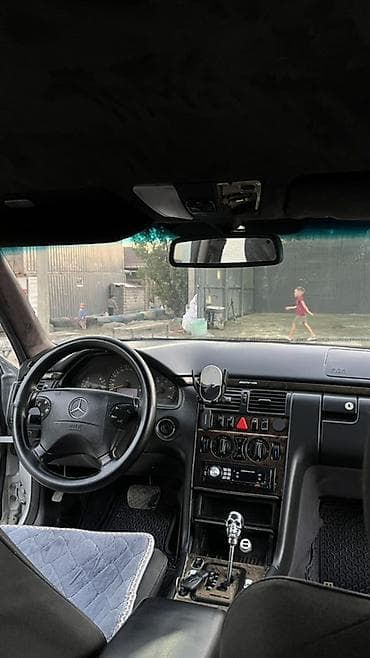 фередо на мерс: Mercedes-Benz E-Class: 2001 г., 2.2 л, Автомат, Дизель, Седан — 8
